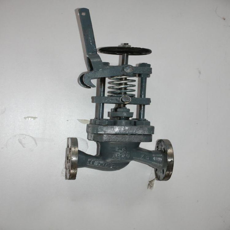 船用手动快关阀CB/600-76实物图1 船用手动快关阀CB/600-76实物图