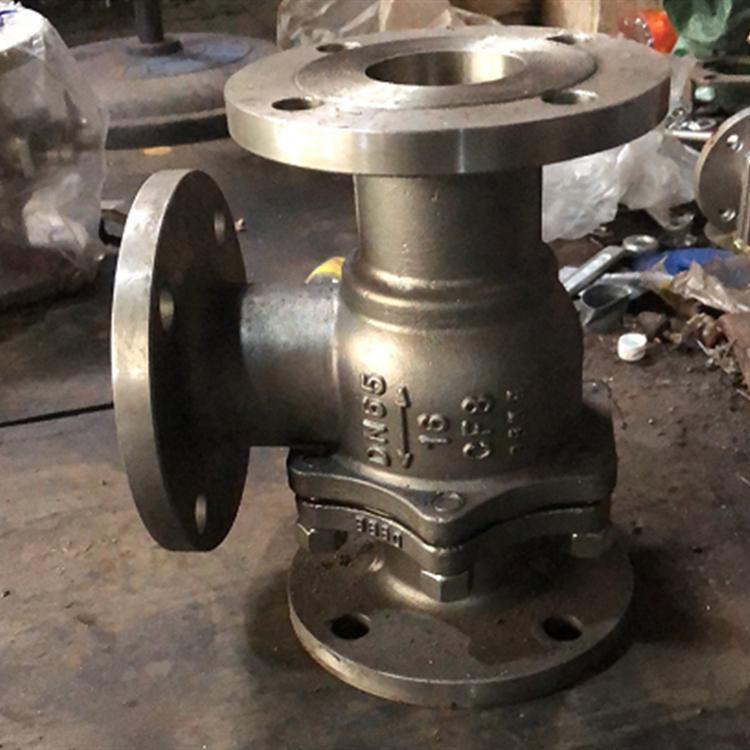 不锈钢三通球阀实物图2 不锈钢三通球阀实物图